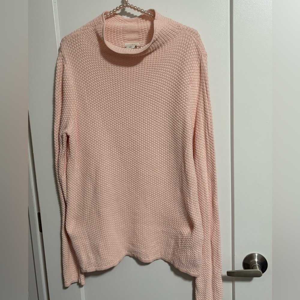 Mercer & Madison Large Sweater